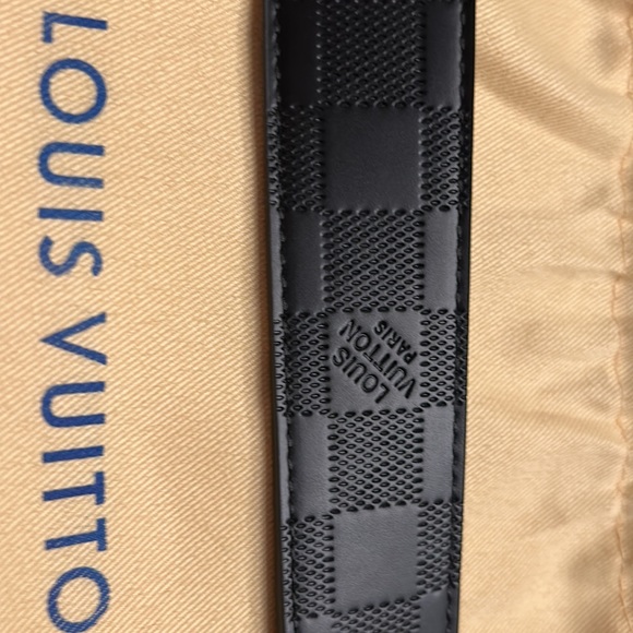 New - Louis Vuitton Belt - Black - Picture 3 of 4